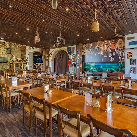 Antonis G. Apart-hotel