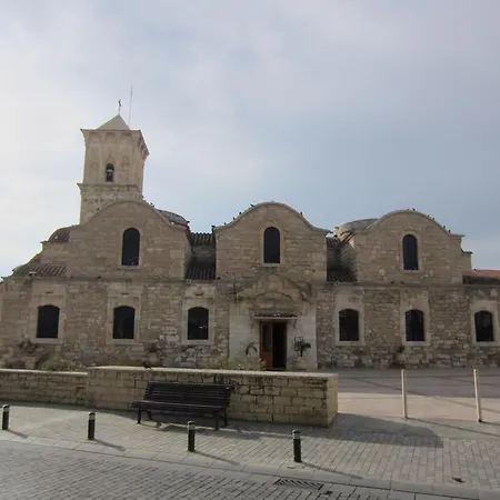 Lägenhetshotell Antonis G. 3*