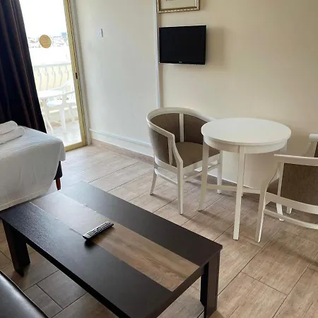 Antonis G. Voróklini