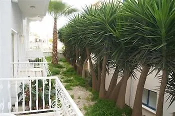 Hotel apartamentowy Antonis G. Oroklini