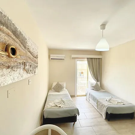 Hotel apartamentowy Antonis G. Oroklini