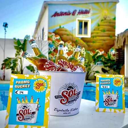 Antonis G. Lägenhetshotell 3*