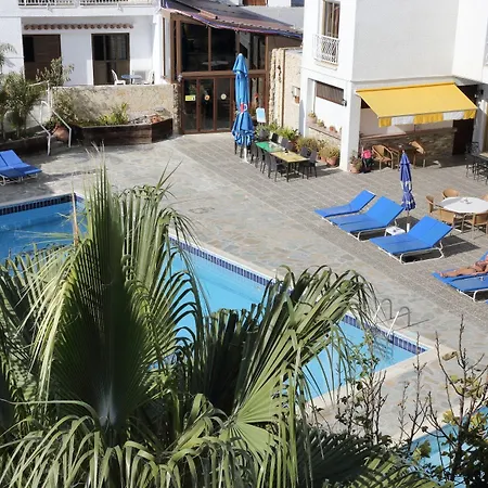 Antonis G. 3* Voroklini