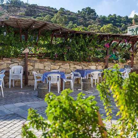 Antonis G. Hotel de apartamente 3*