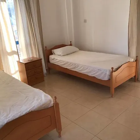 Antonis G. Hotel apartamentowy