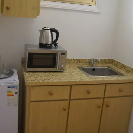 Antonis G. Hotel apartamentowy 2*