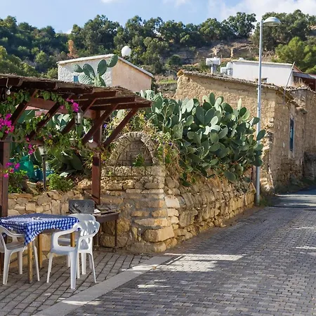 Aparthotel Antonis G. Oroklini